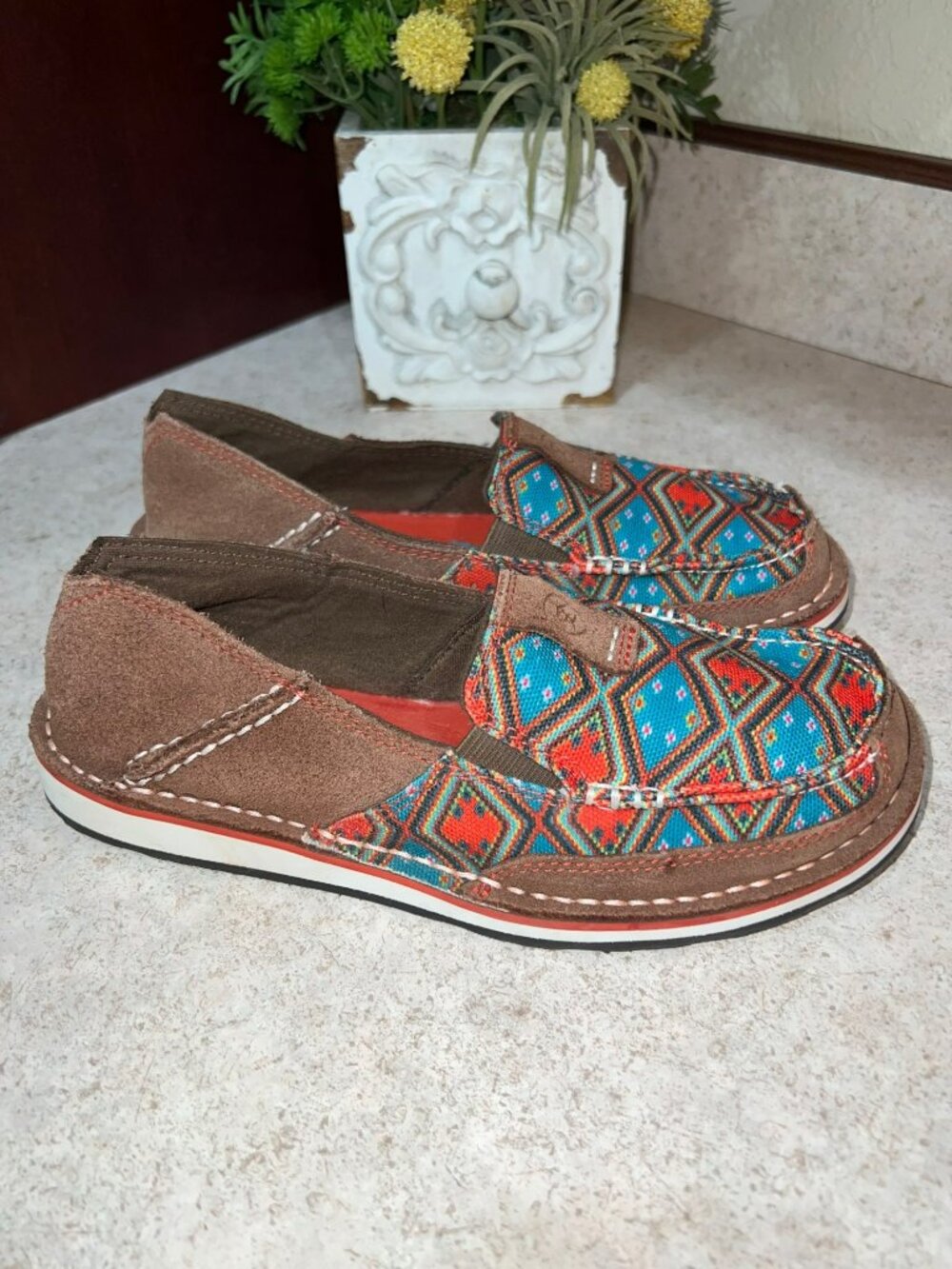 ARIAT Women's Cruiser Aztec Boat Shoe Brown Suede Sneakers Shoes Size 5.5